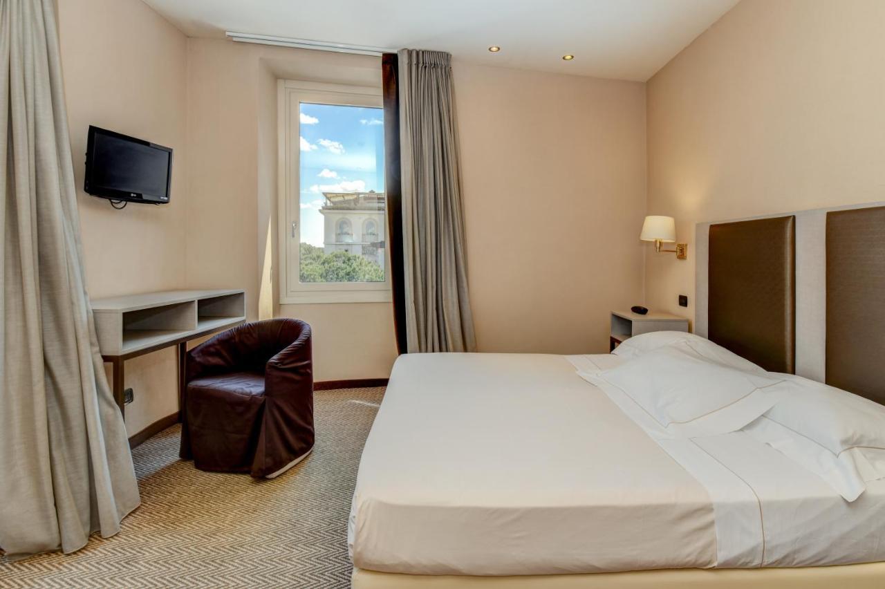 Tripoli Hotel Desenzano del Garda