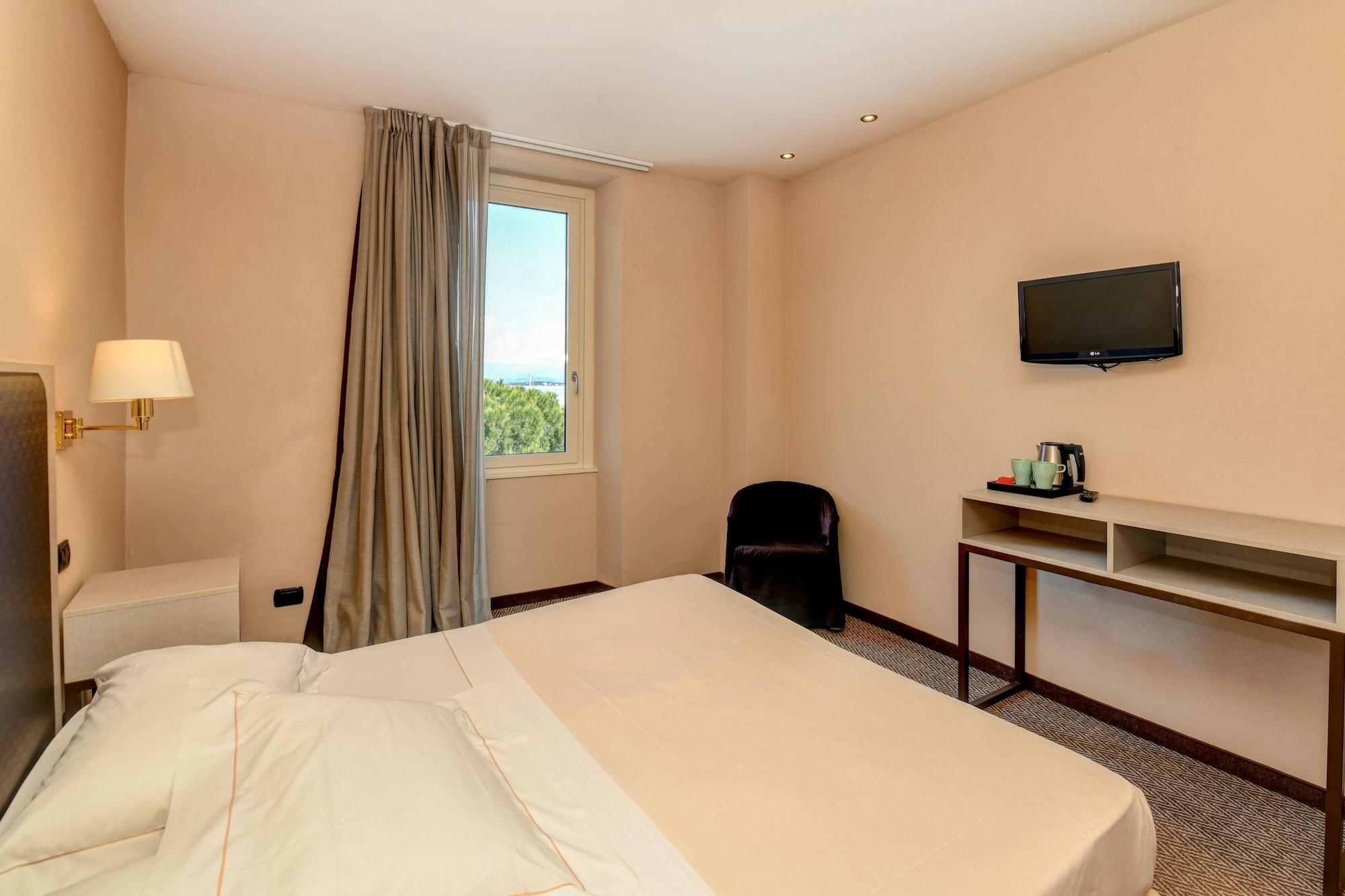 Tripoli Hotel