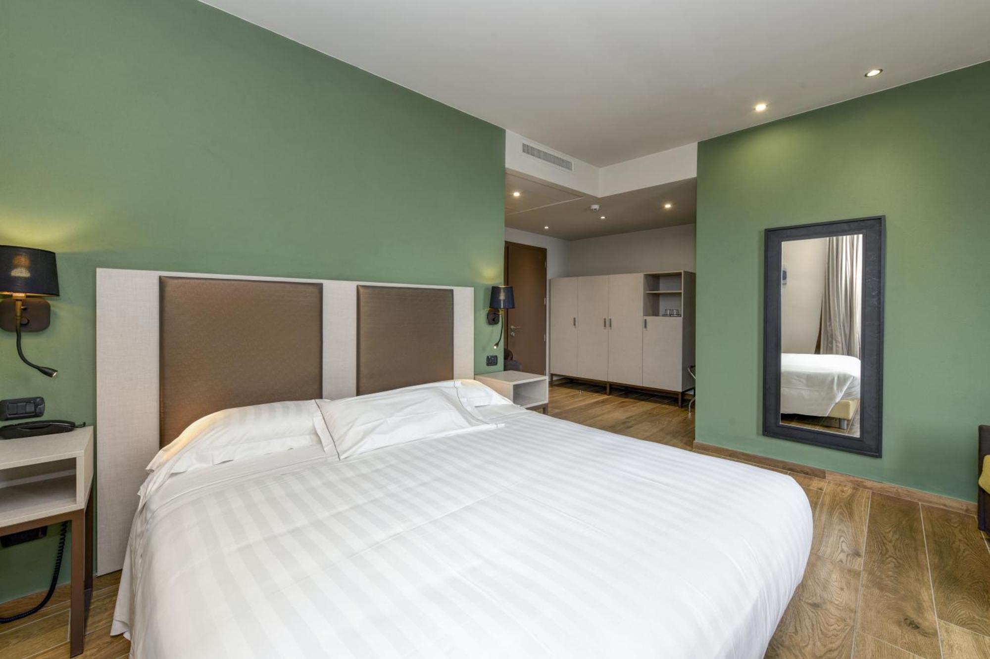 Tripoli Hotel