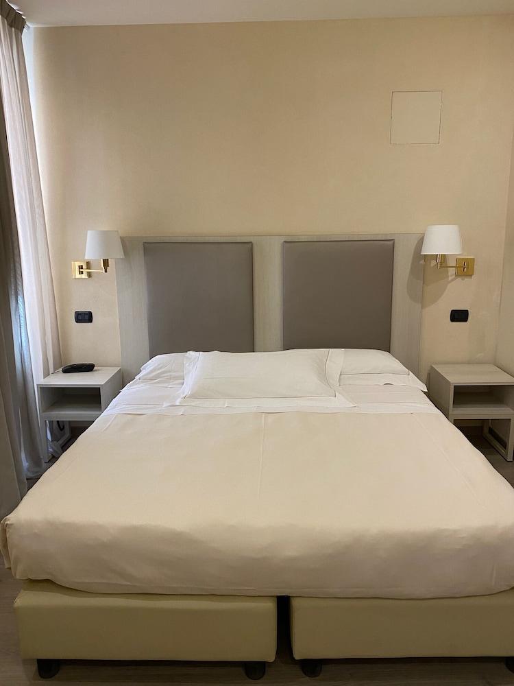 Tripoli Hotel 3*
